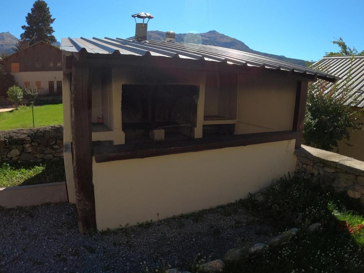 Maison Neuve Proche De Barcelonnette Жозье Экстерьер фото